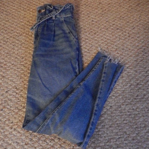 Hollister Denim - Hollister Ultra High Rise Mom Jeans